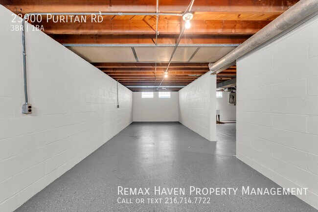 Building Photo - 23900 Puritan Ave