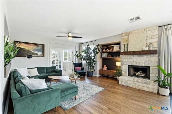 Building Photo - 1203 Canadian Cove