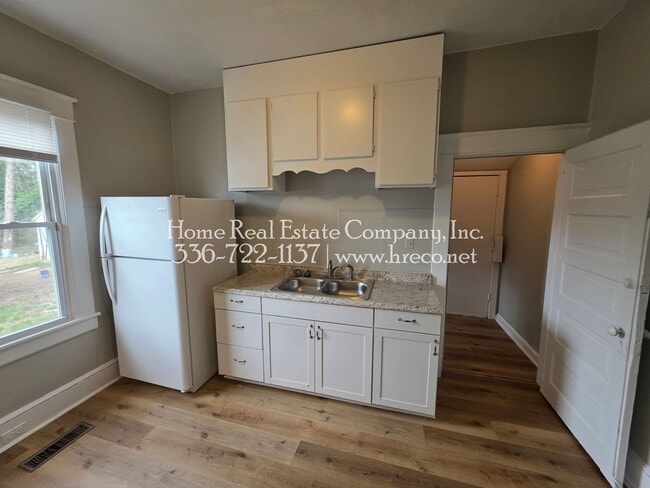 Building Photo - 1413 E.23rd Street