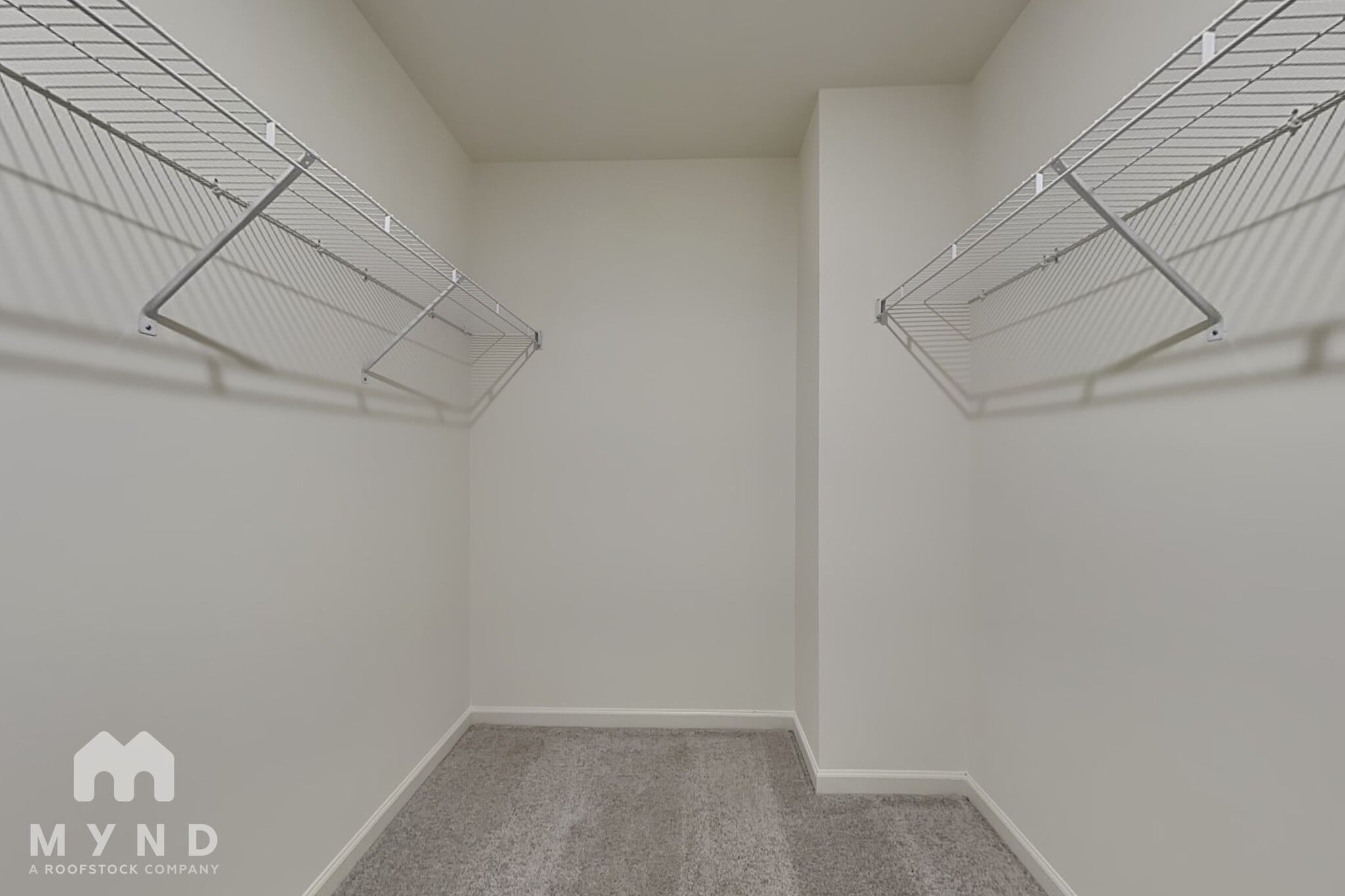 Building Photo - 3040 Fulong Dr