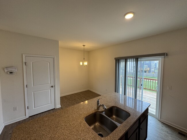 Building Photo - 172 Drexel Ct