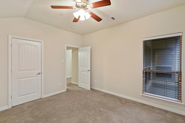 Building Photo - 8920 Soldiers Home Ln