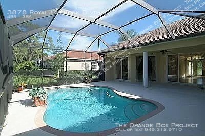 Building Photo - 3878 Royal Hammock Blvd