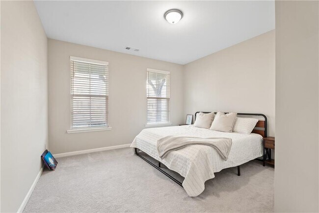 Building Photo - 4437 Waxwing St