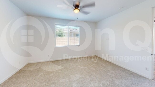 Building Photo - 17108 W Fallen Leaf Ln