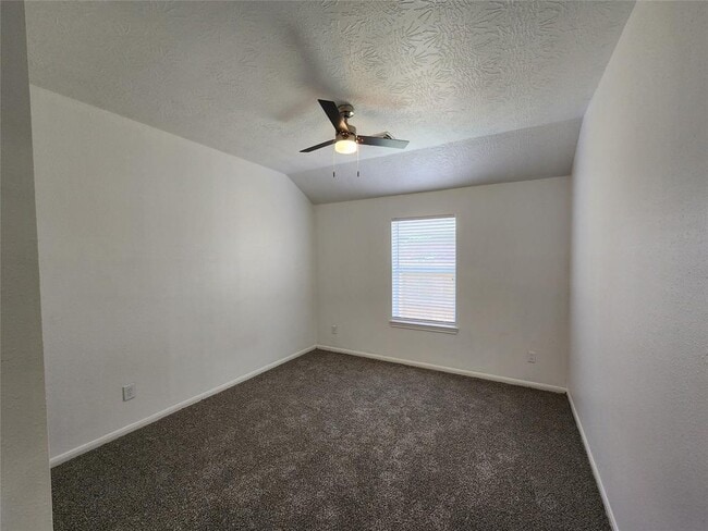 Building Photo - 2810 Autumn Springs Ln