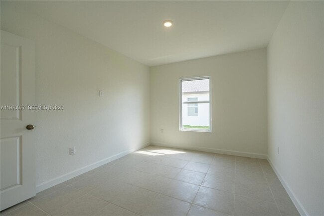 Building Photo - 17431 286th St