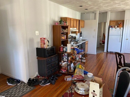 Building Photo - 58 Mansfield St