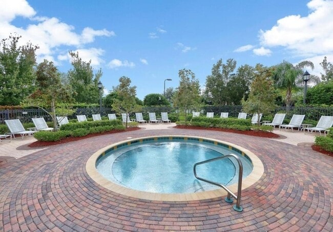 Building Photo - 12115 SW Bennington Cir