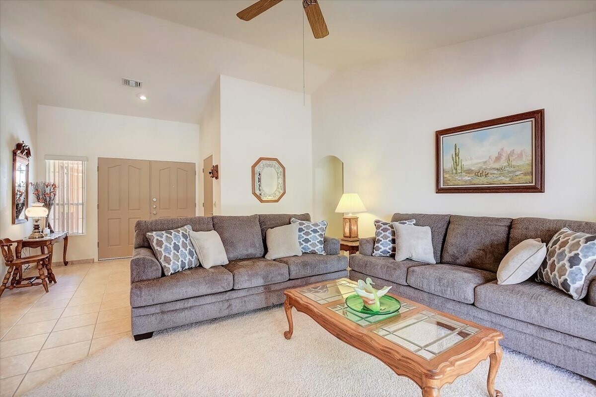 Building Photo - 3013 Sungold Dr