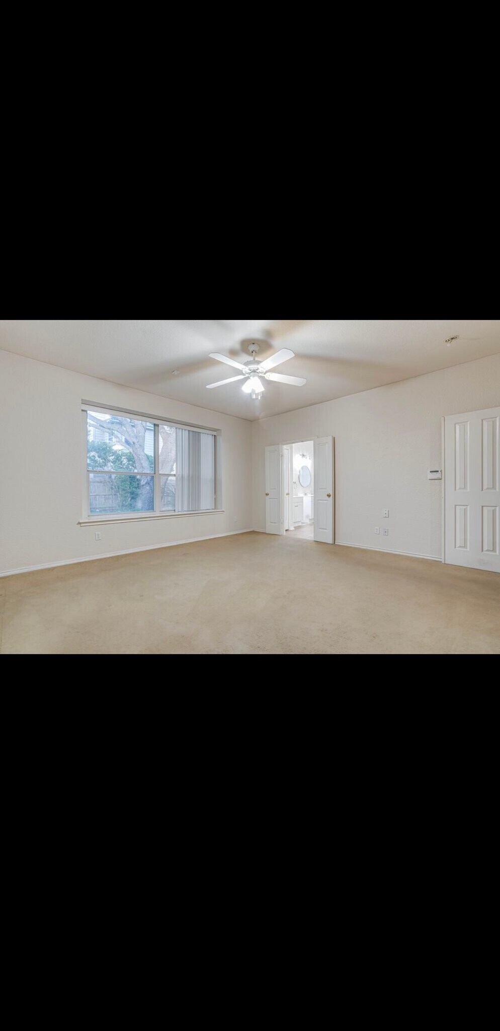 Building Photo - 3035 Fall Crest Dr