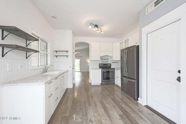 Building Photo - GREAT Chandler Home