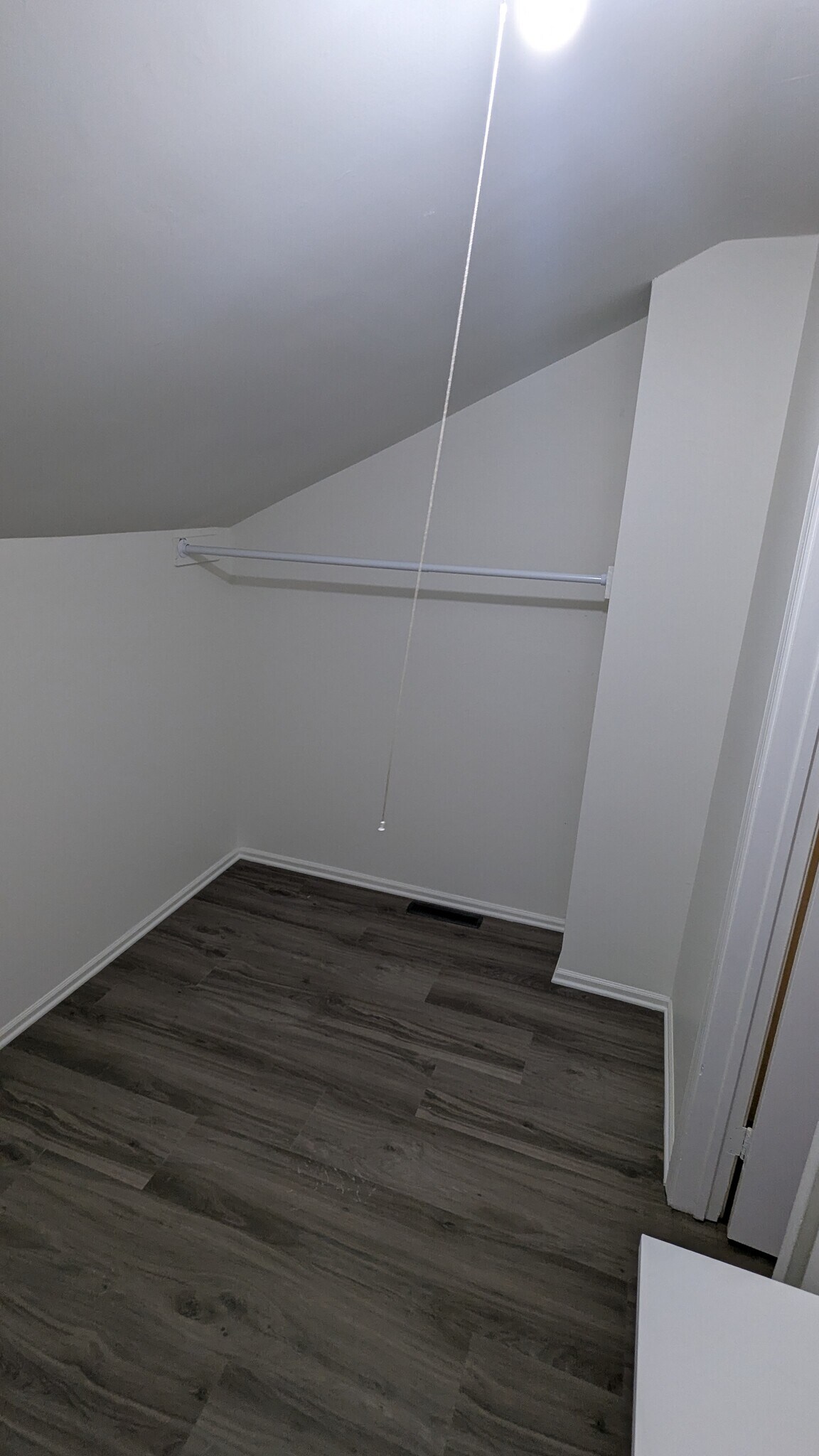 Master Walk In Closet - 1718 Redwood Ct
