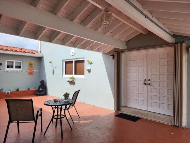 Building Photo - 3620 SW 106th Ave