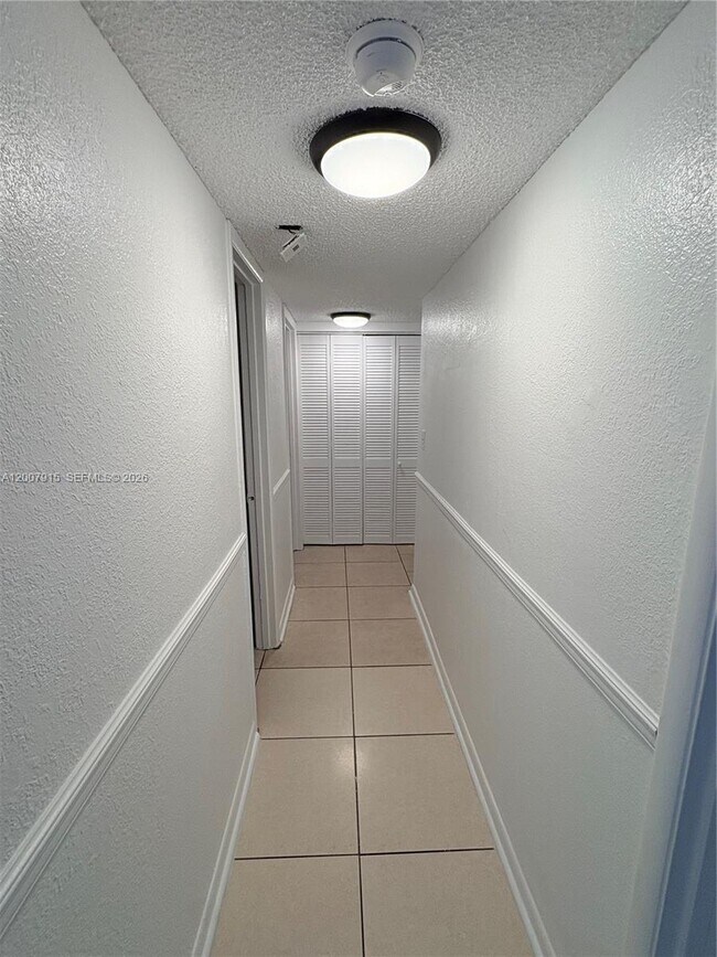 Building Photo - 17600 NW 68th Ave