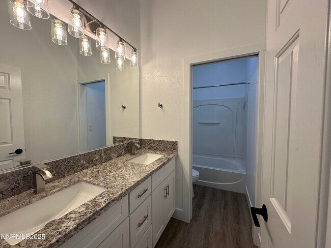 Building Photo - 9533 Steep Climb Ct