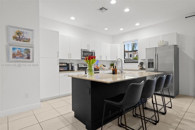 Building Photo - 110 NW 209th Way