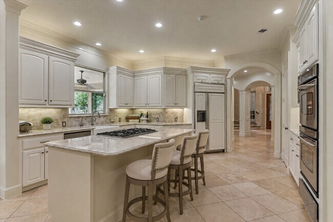 Building Photo - 94 E Bracebridge Cir