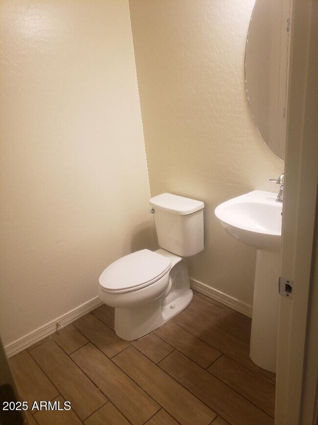 Building Photo - 5750 W Raymond St