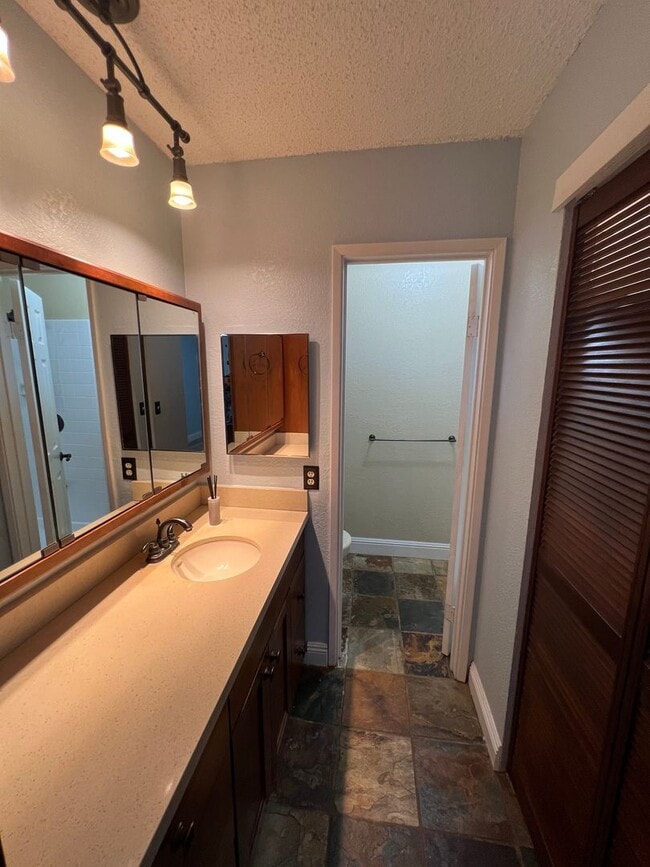 Building Photo - 348ADA