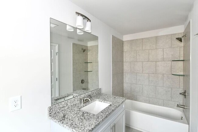 Building Photo - 574 Amarante Cir