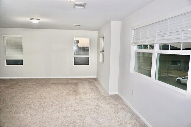 Building Photo - 210 Bent Creek Dr