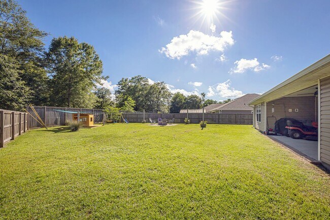 Building Photo - 9125 Bellewood Dr