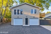 Building Photo - 18888 Oak Ave