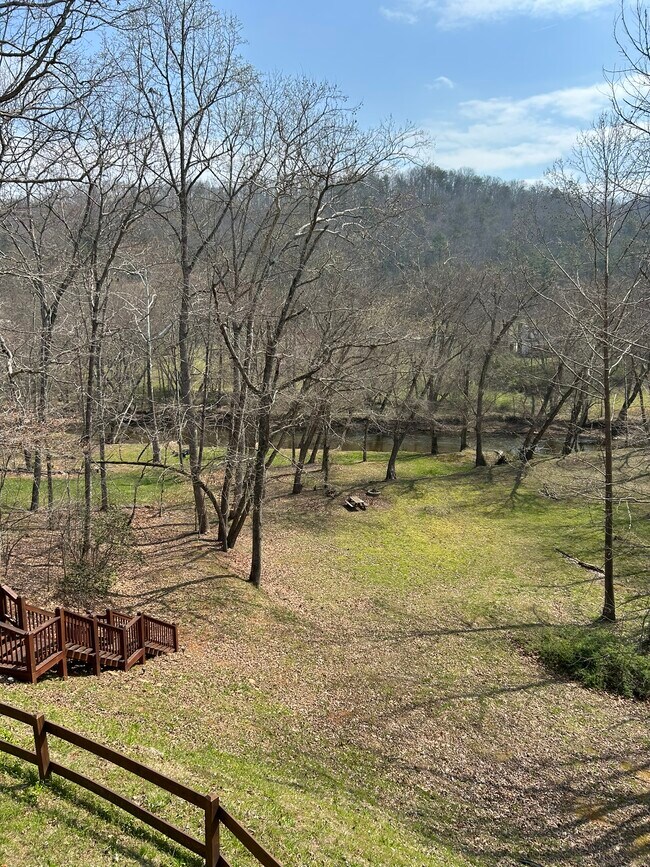 Building Photo - 2615 Rolling River Dr