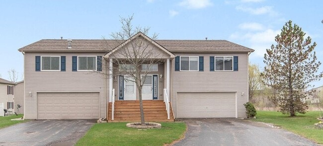 Building Photo - 9527 Greenfield Ct