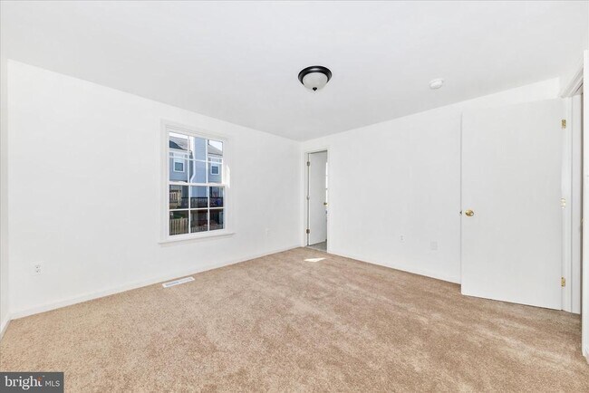 Building Photo - 13303 Country Ridge Dr