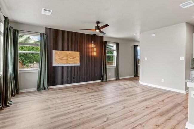 Building Photo - 2251 Rocoso Trl