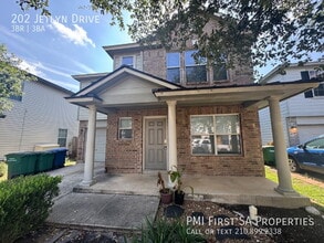 Building Photo - 202 Jetlyn Dr