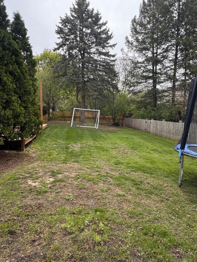 Building Photo - 1332 Culpepper Dr