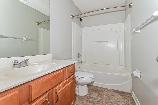 Building Photo - 6967 Parkbrook Ln