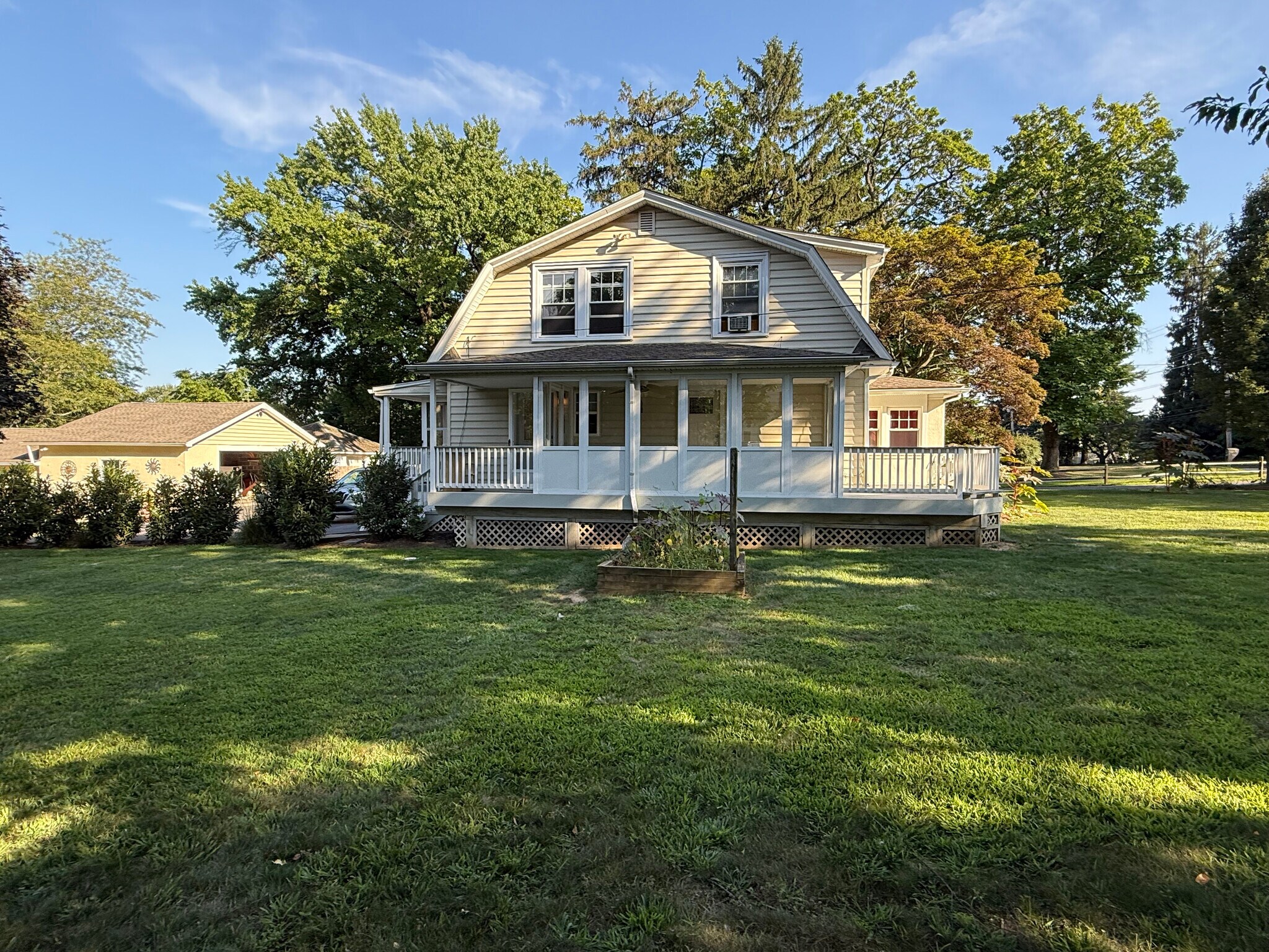 Building Photo - 29 S New Middletown Rd