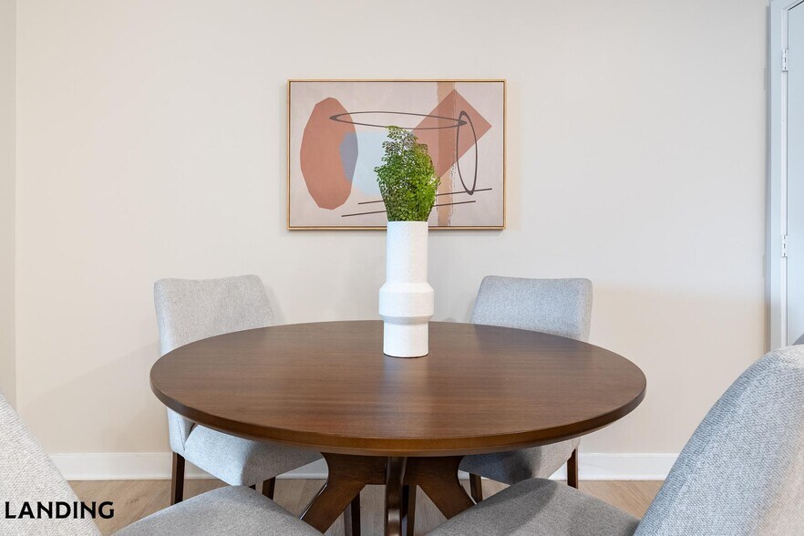 Building Photo - 100 Lexington St