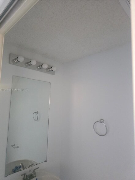 Building Photo - 14055 SW 120th Ct