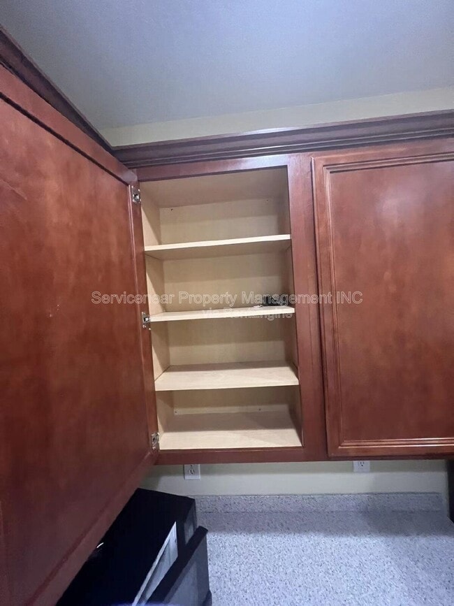 Building Photo - 8528 Sandpiper Ridge Ave