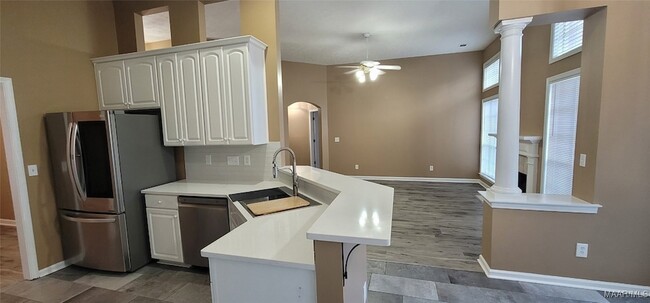 Building Photo - 7554 Pinnacle Point