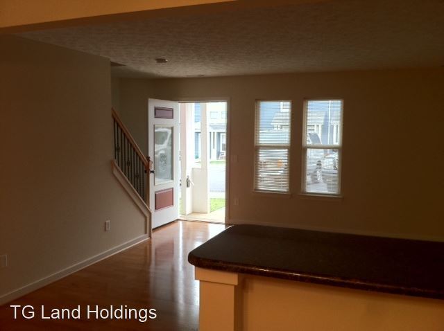 Building Photo - 2 br, 2.5 bath House - 1259 Poets Court