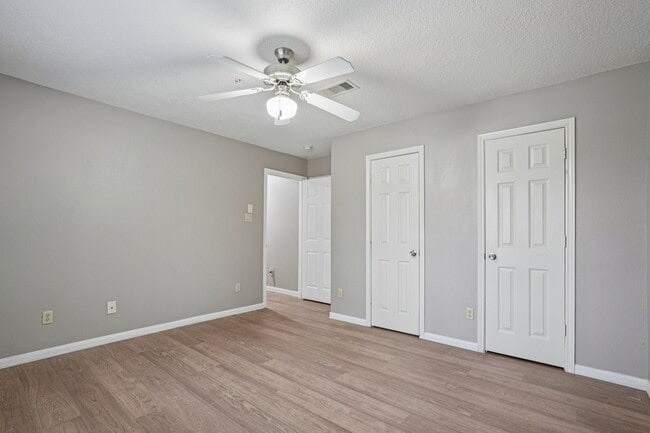 Building Photo - 100 Westpark Dr