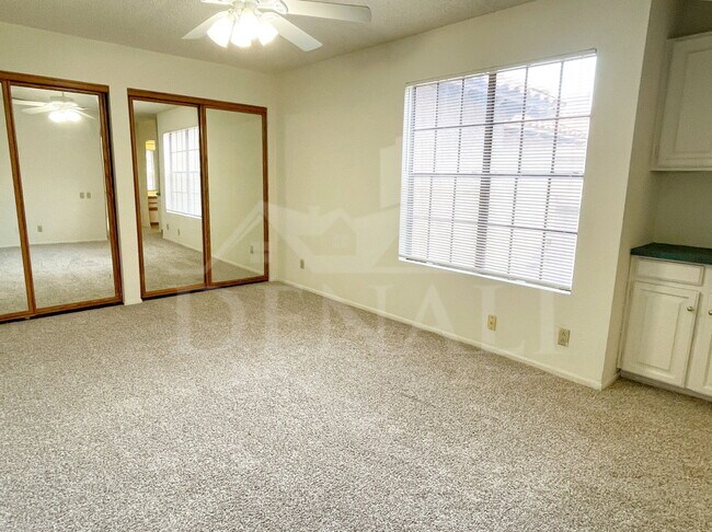 Building Photo - 10019 E Mountain View Rd