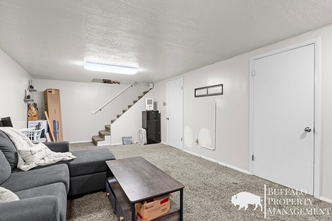 Building Photo - Charming Country Home on 2 Acres | 5 Bed | 3 Bath | Blackfoot, ID