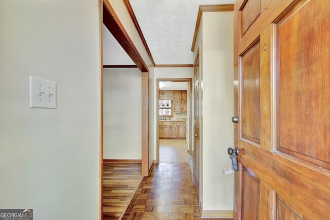 Building Photo - 185 Chandler Way