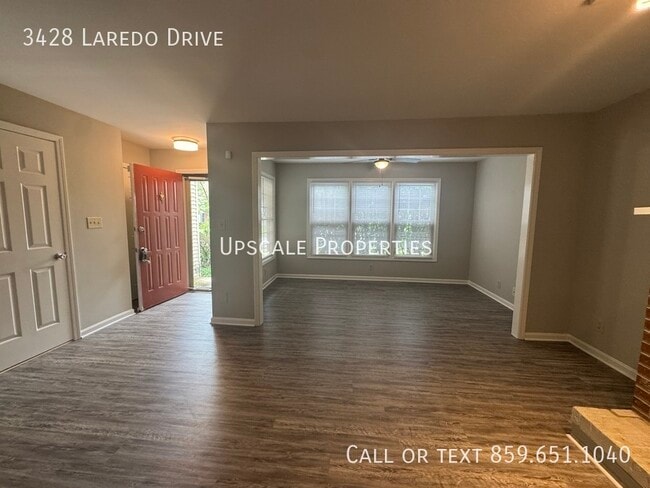 Building Photo - 3428 Laredo Dr