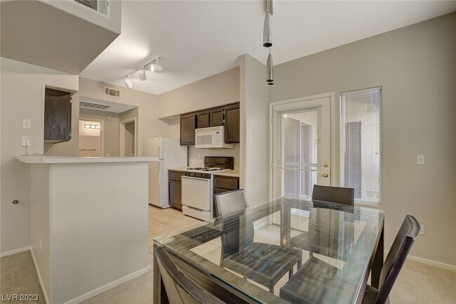 Building Photo - 9050 W Warm Springs Rd