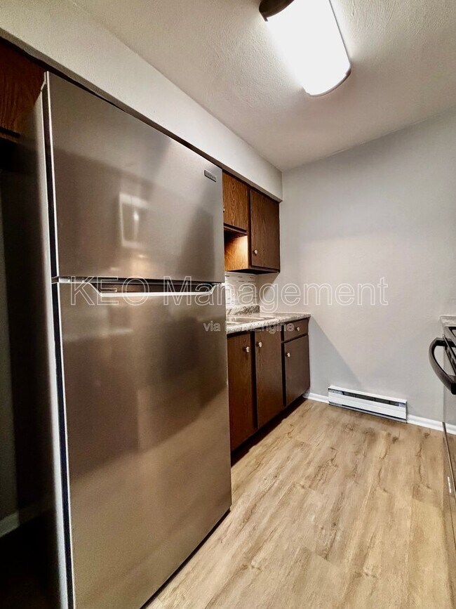 Building Photo - 1257 Sanlor Ave