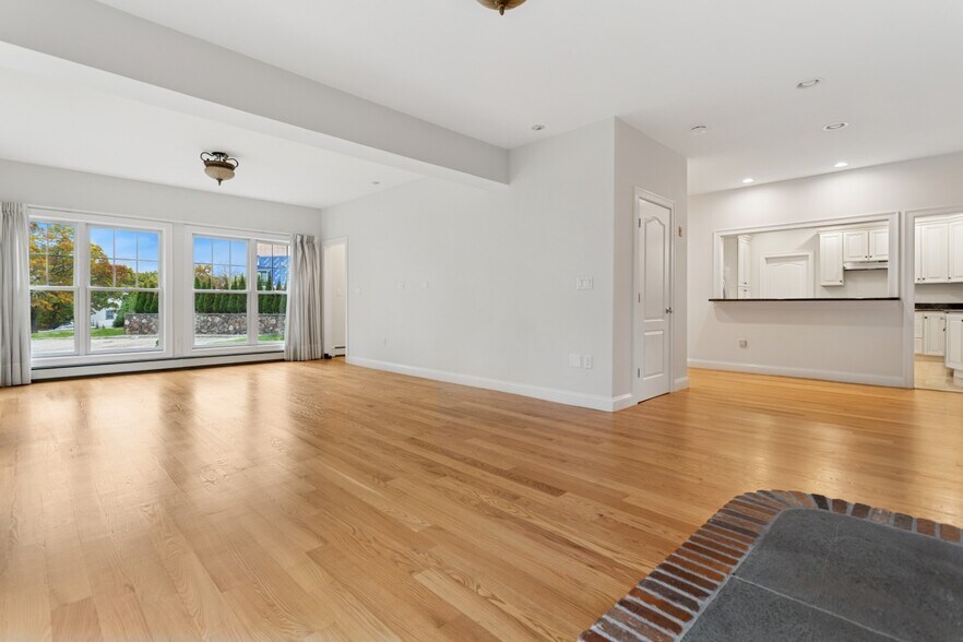 Building Photo - 9 Bagnall Ave