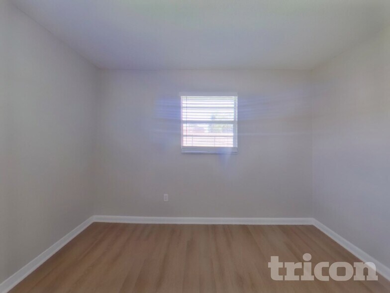 Building Photo - 1108 Fountainhead Drive Deltona FL